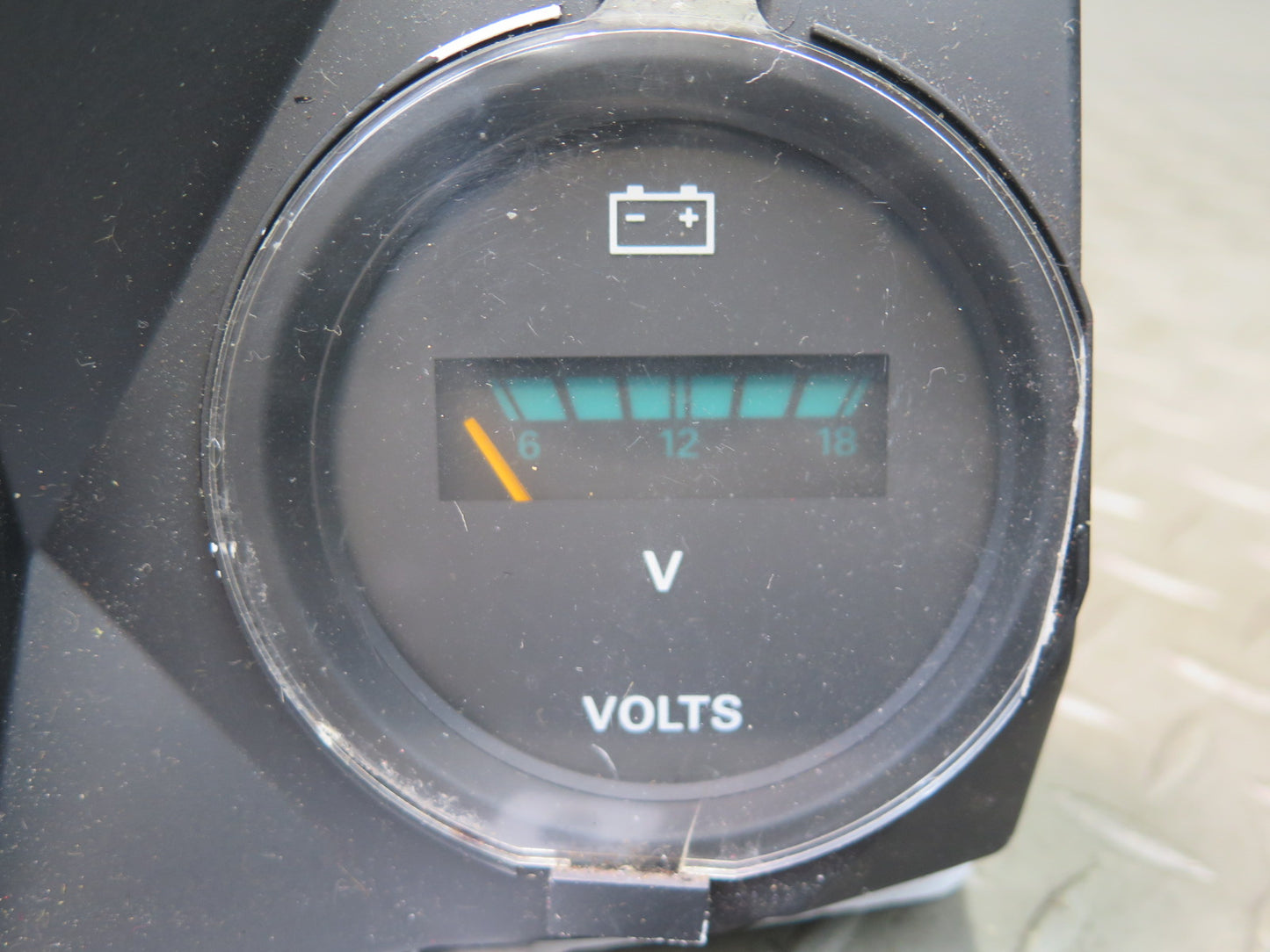 87-89 Nissan Z31 300ZX Battery Voltage Oil Pressure Gauge OEM