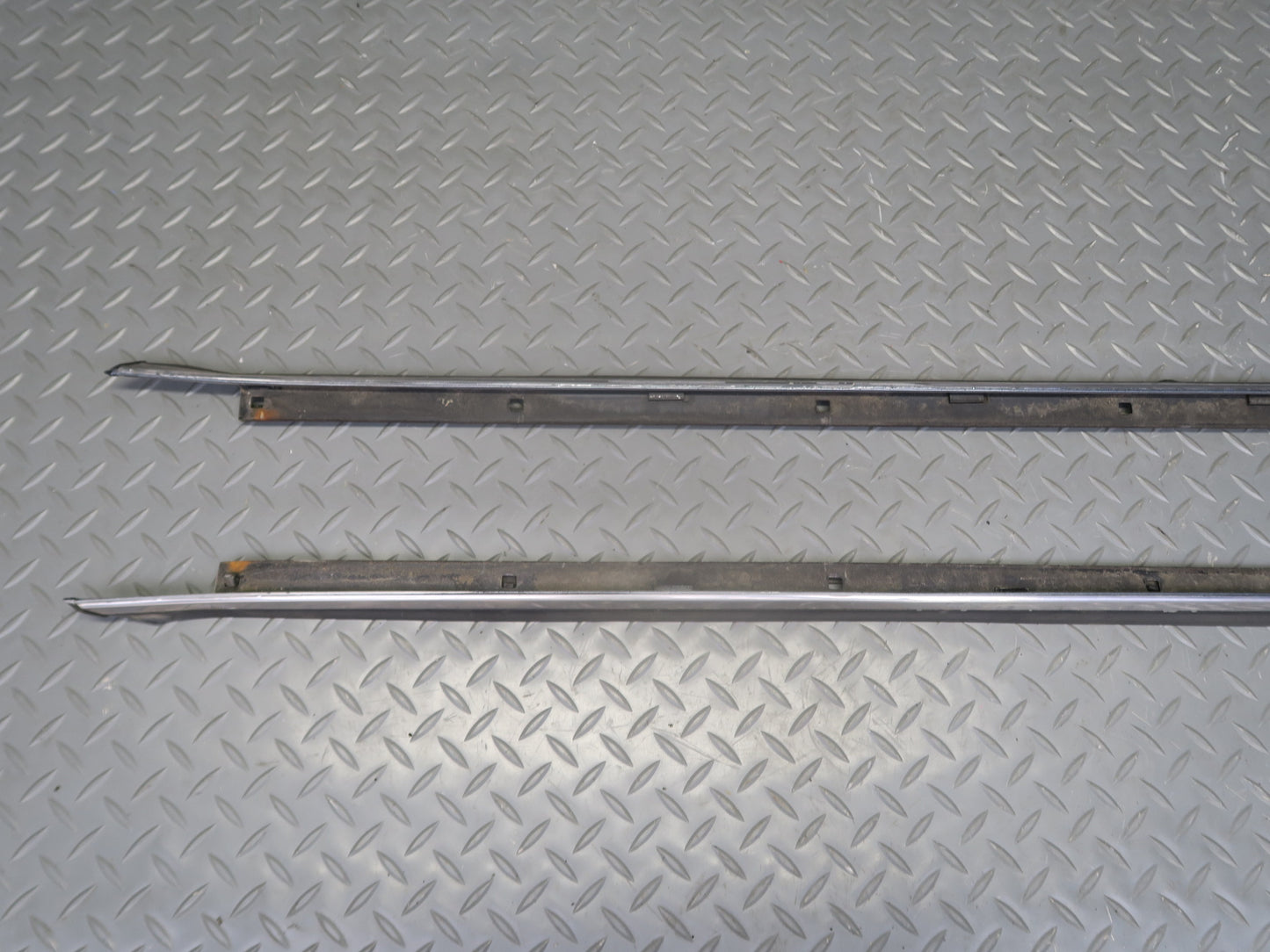 79-83 Datsun 280ZX 2+2 Left Right Door Window Weatherstrip Seal Molding Set OEM