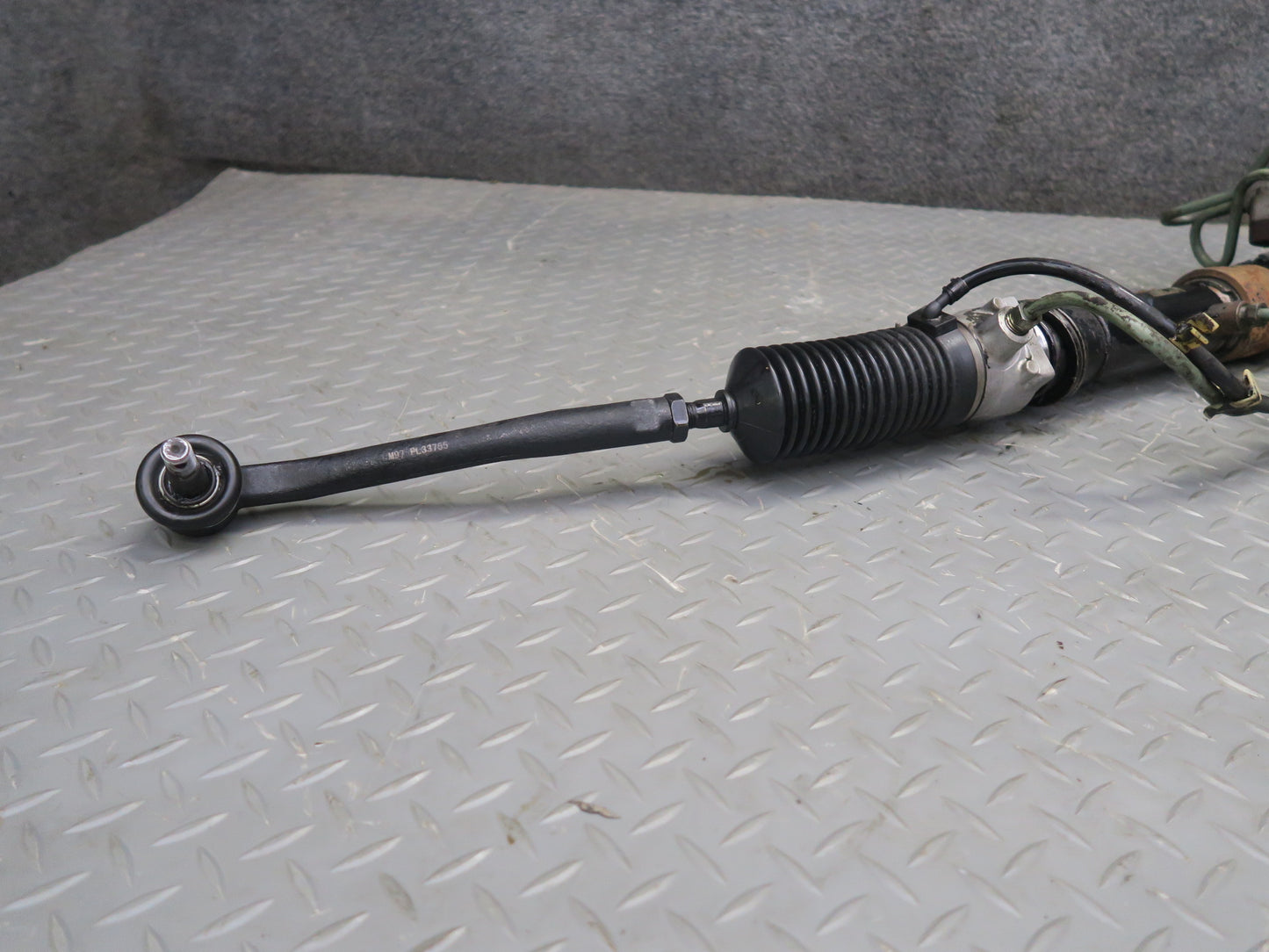 81-83 Datsun Nissan 280ZX S130 Power Steering Gear Rack w Pipe Line Assy OEM
