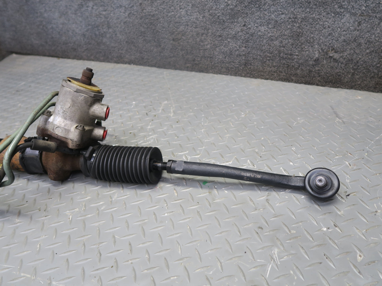 81-83 Datsun Nissan 280ZX S130 Power Steering Gear Rack w Pipe Line Assy OEM