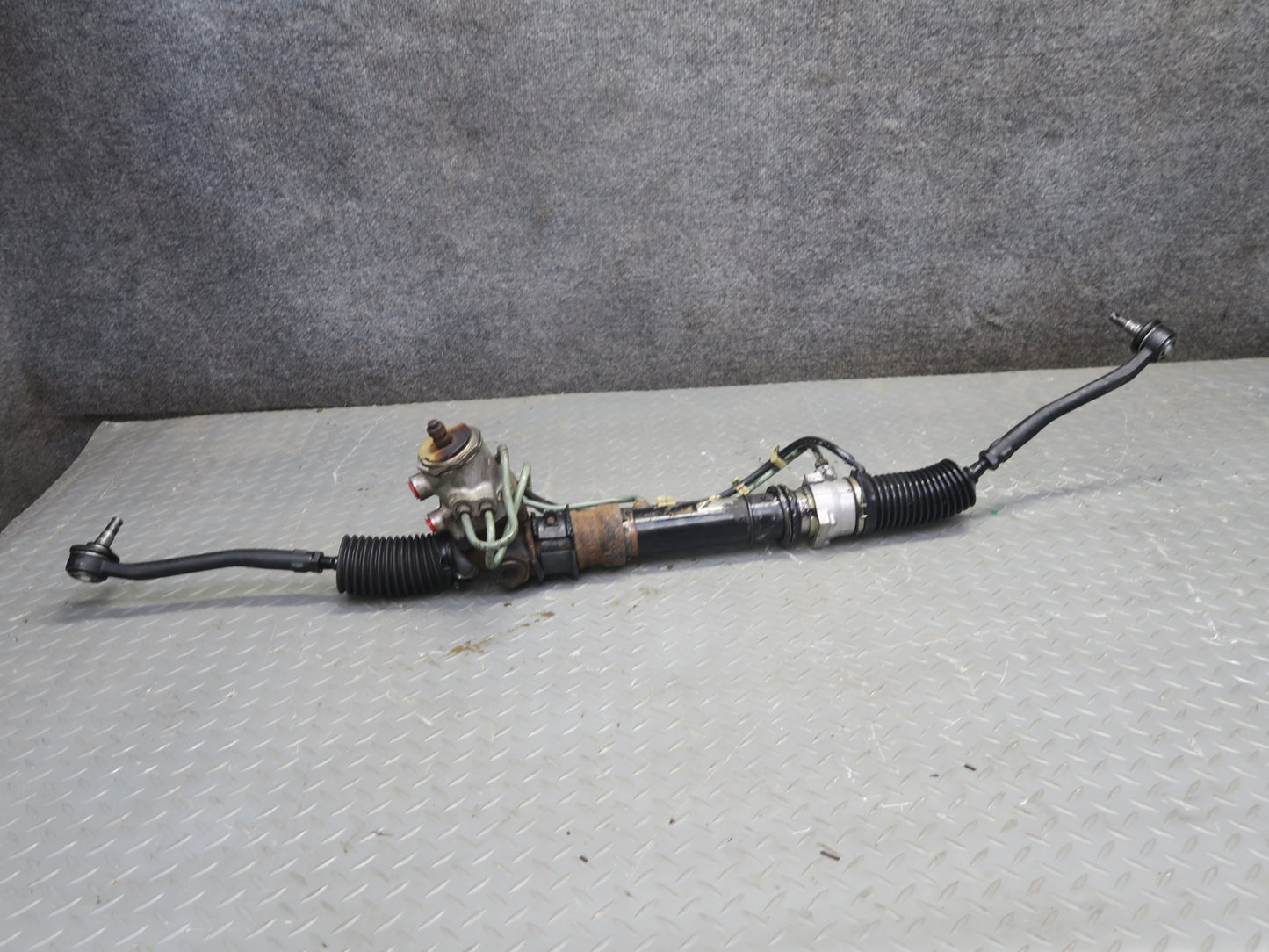 81-83 Datsun Nissan 280ZX S130 Power Steering Gear Rack w Pipe Line Assy OEM
