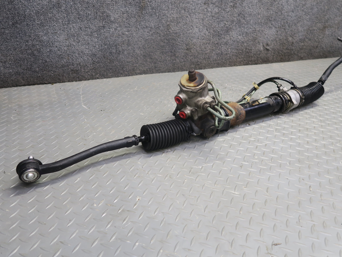 81-83 Datsun Nissan 280ZX S130 Power Steering Gear Rack w Pipe Line Assy OEM