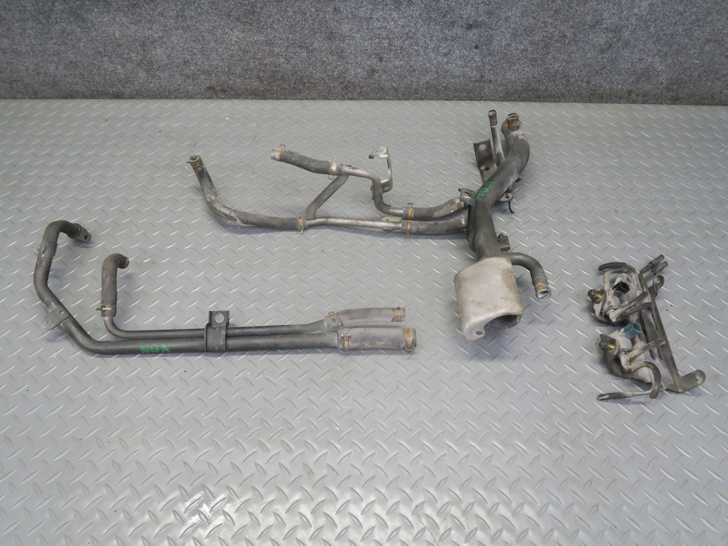 95-97 Nissan Gloria 3.0L Turbo Engine Cooling Water Hard Line Hose Tube Set OEM