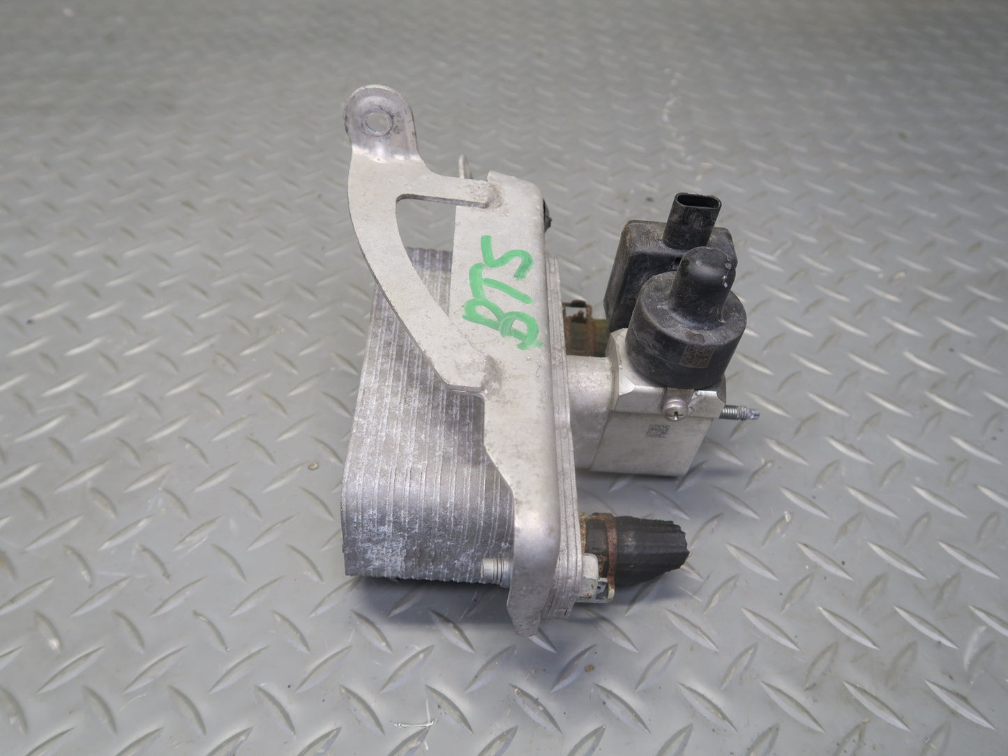 2016-2019 Tesla Model S 75D Battery Cooler Heat Exchanger