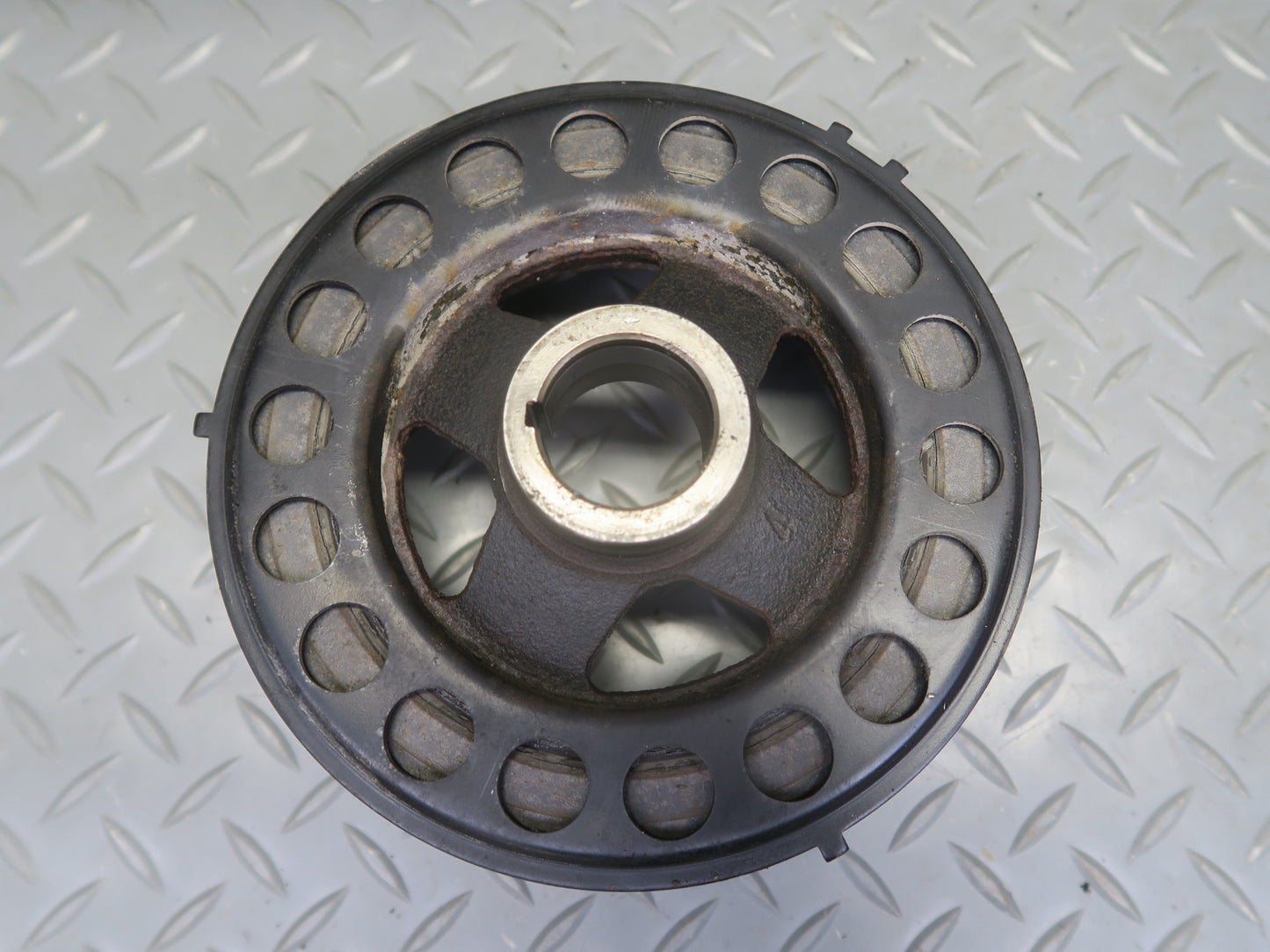 95-97 Nissan Gloria VQ30DET Crankshaft & Water Pump Pulley w Tensioner Set OEM