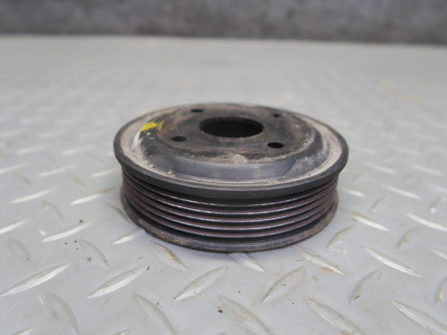 95-97 Nissan Gloria VQ30DET Crankshaft & Water Pump Pulley w Tensioner Set OEM
