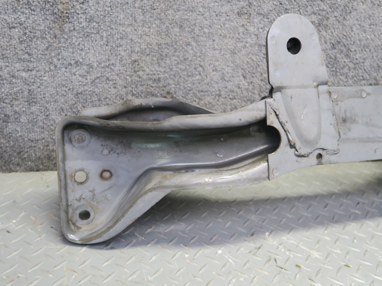 82-83 Datsun Nissan 280ZX S130 2+2 A/T NON Turbo Front Engine Crossmember OEM