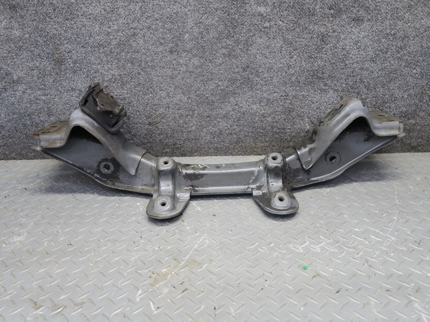 82-83 Datsun Nissan 280ZX S130 2+2 A/T NON Turbo Front Engine Crossmember OEM
