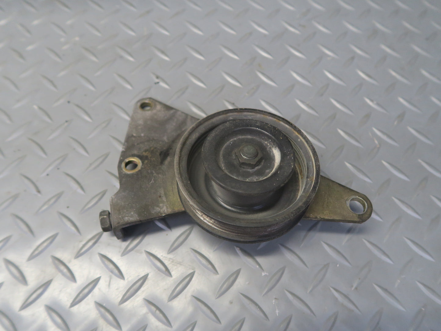 95-97 Nissan Gloria VQ30DET Crankshaft & Water Pump Pulley w Tensioner Set OEM