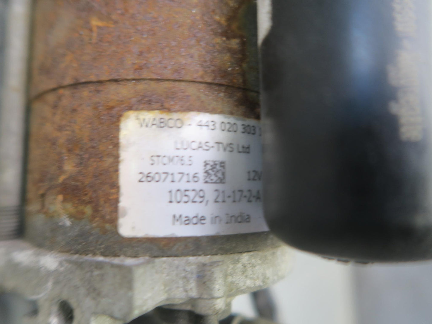 2016-2019 Tesla Model S 75D Air Suspension Compressor Pump