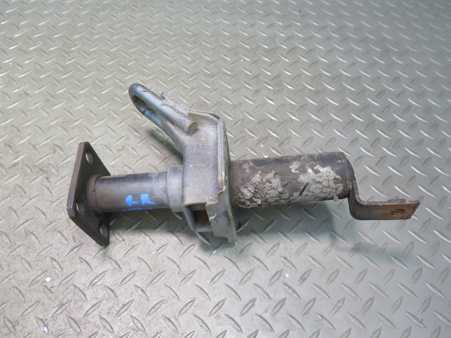 79-83 Datsun Nissan 280ZX S130 Rear Bumper Impact Shock Absorber Set OEM