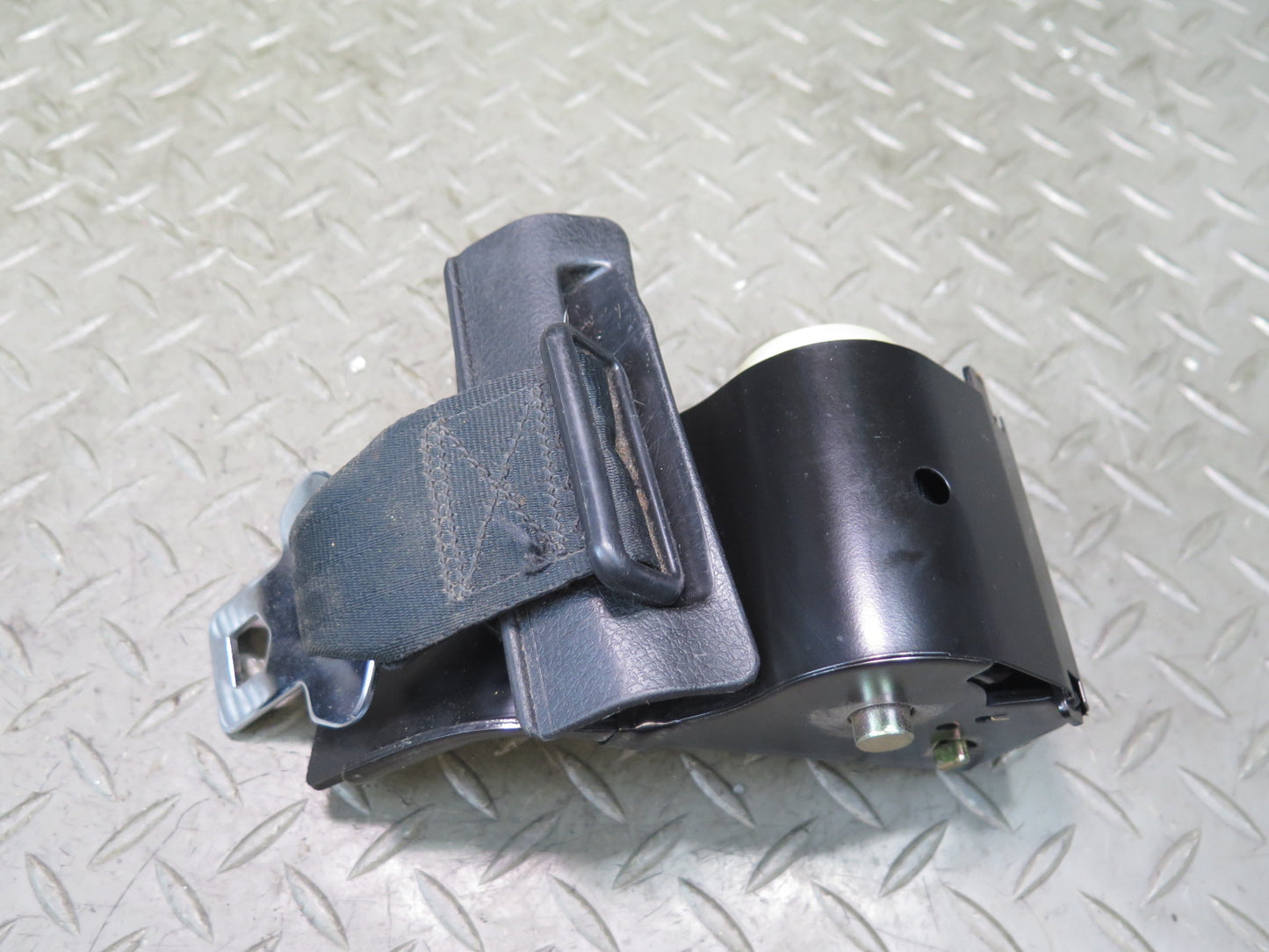 84-89 NISSAN 300ZX Z31 REAR LEFT & RIGHT SIDE SEATBELT RETRACTOR SET OEM