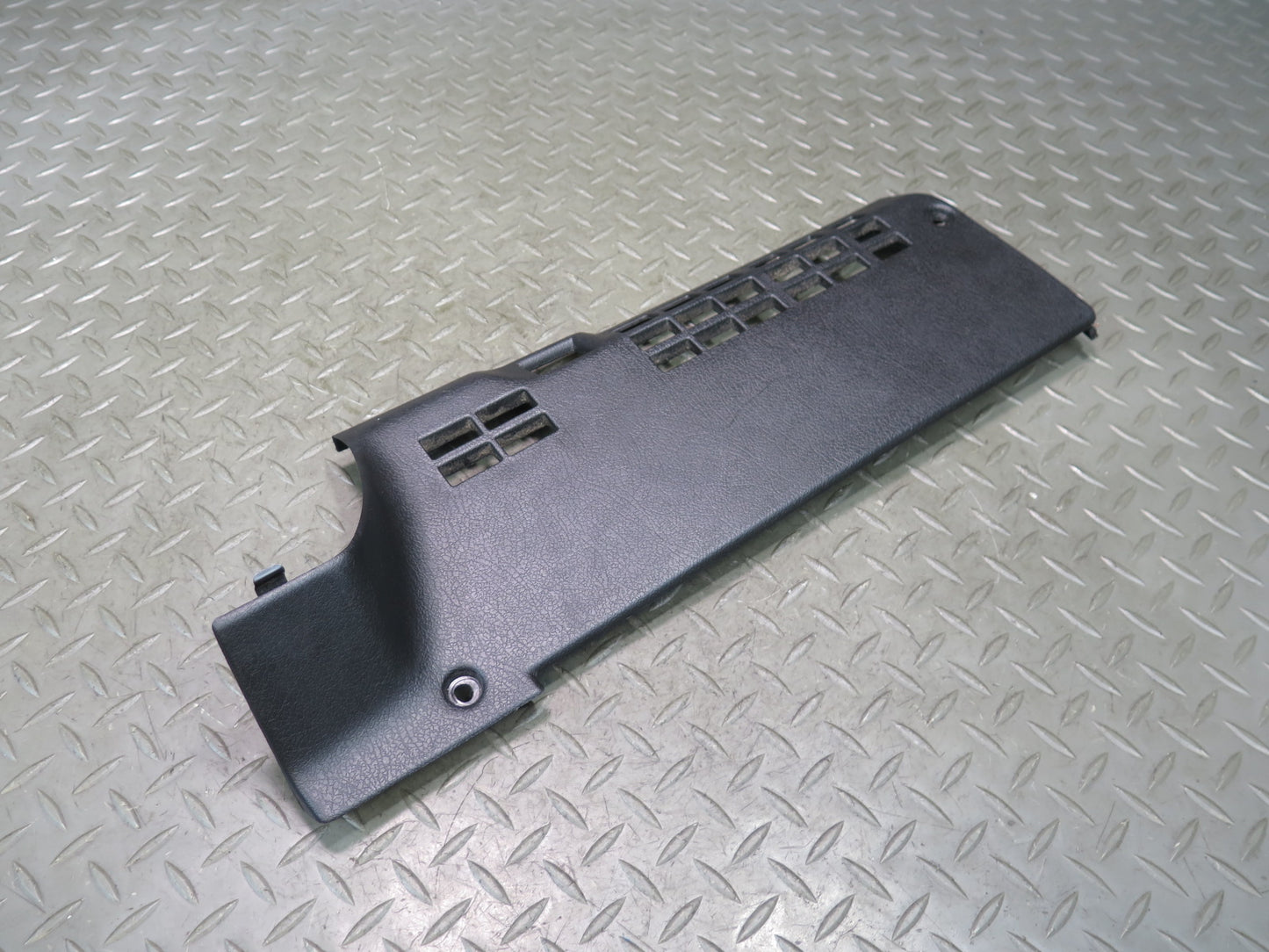 84-89 Nissan Z31 300ZX Front Right Under Dash Trim Cover Panel 68930-16P00 OEM