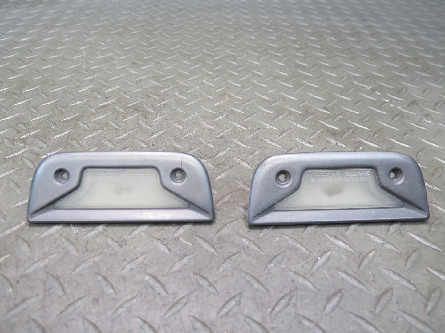 1987 Nissan Z31 300ZX Set of 2 Rear Left & Right License Plate Light Lamp OEM