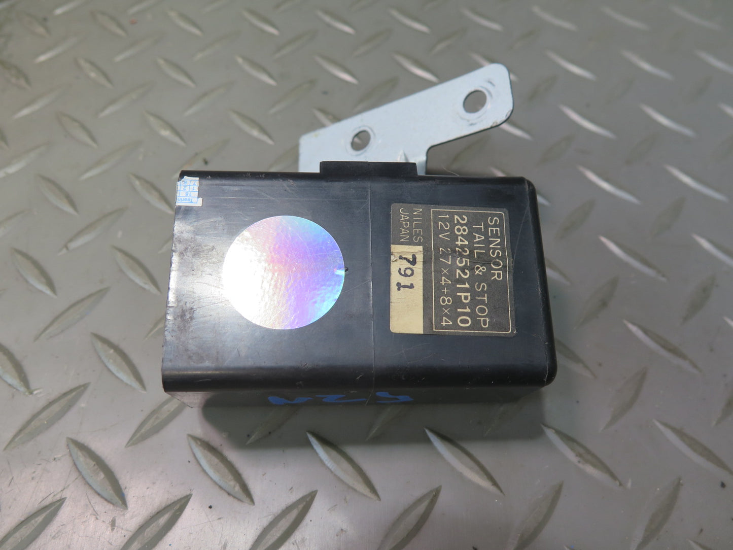 87-89 Nissan Z31 300ZX Stop Sensor Tail Light Control Module 2842521P10 OEM
