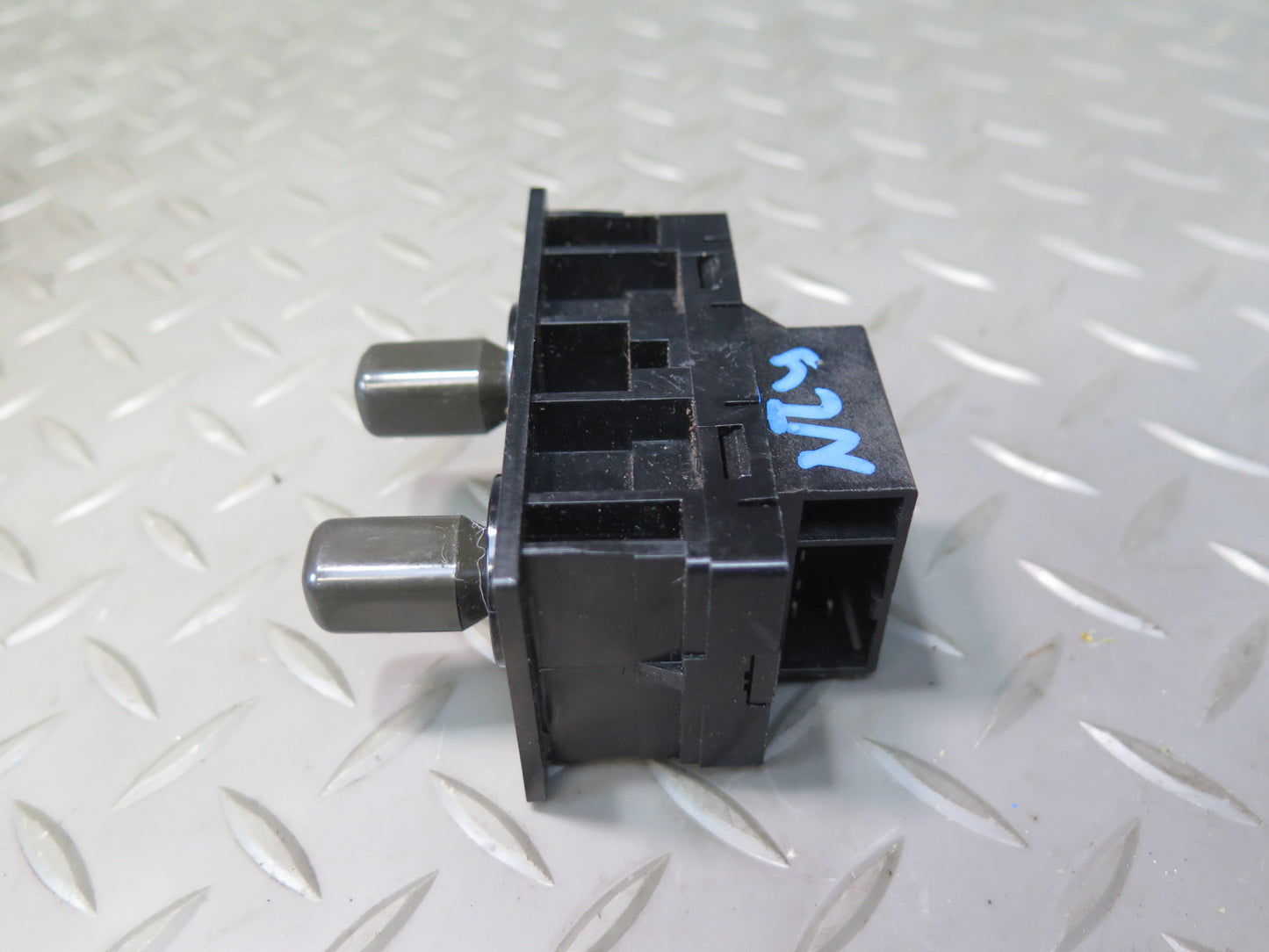 84-89 Nissan Z31 300ZX Side View Mirror Switch OEM