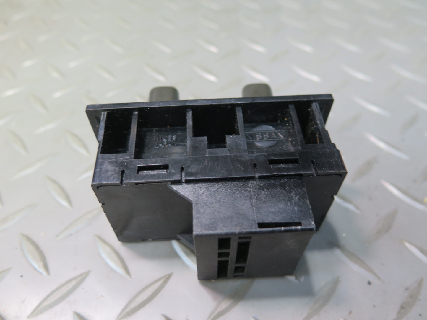 84-89 Nissan Z31 300ZX Side View Mirror Switch OEM