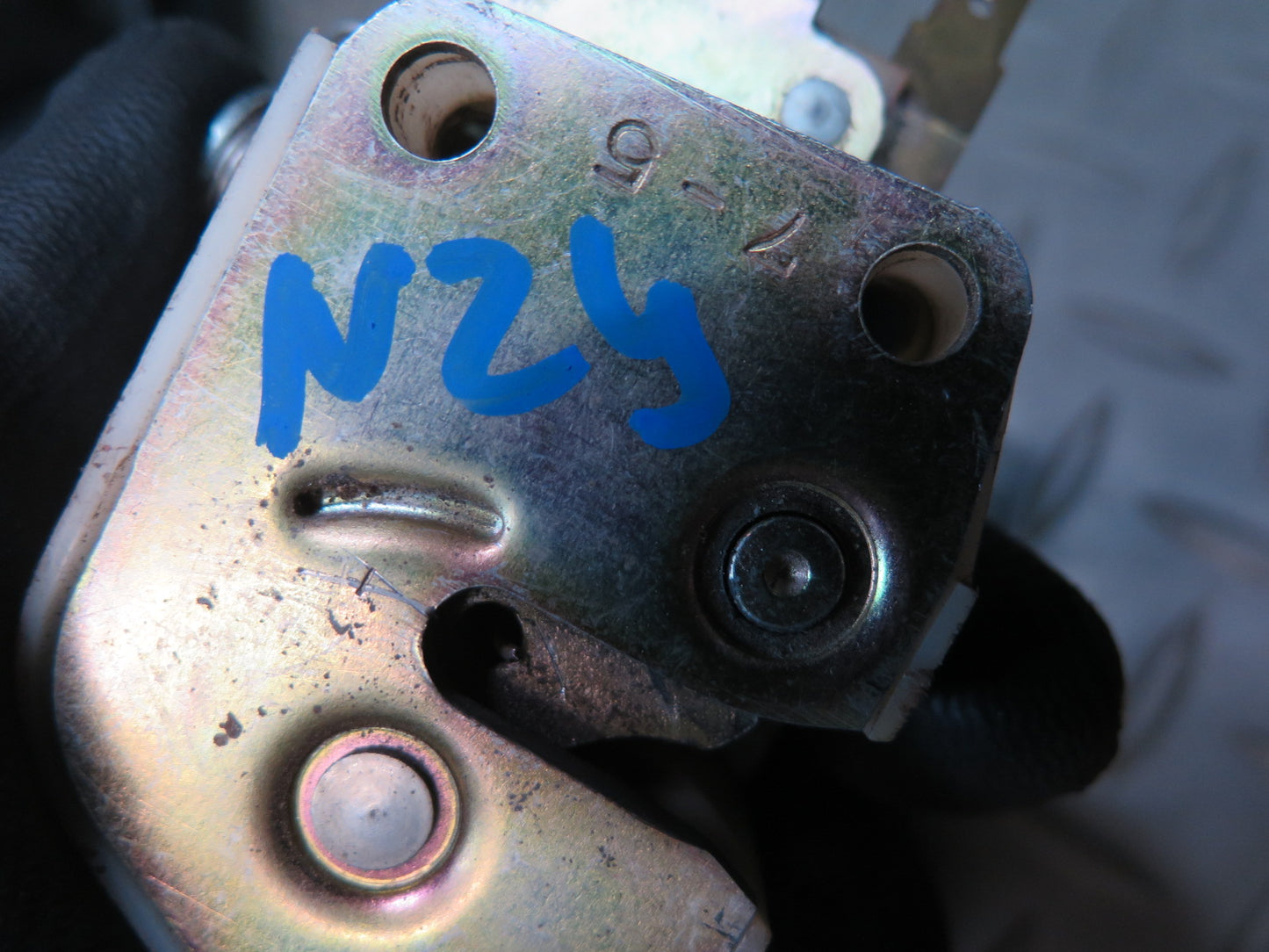 84-89 Nissan Z31 300ZX 2+2 Rear Trunk Lock Latch Actuator OEM