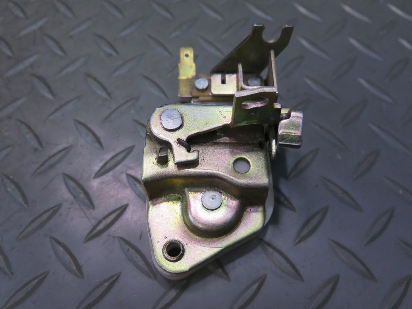 84-89 Nissan Z31 300ZX 2+2 Rear Trunk Lock Latch Actuator OEM