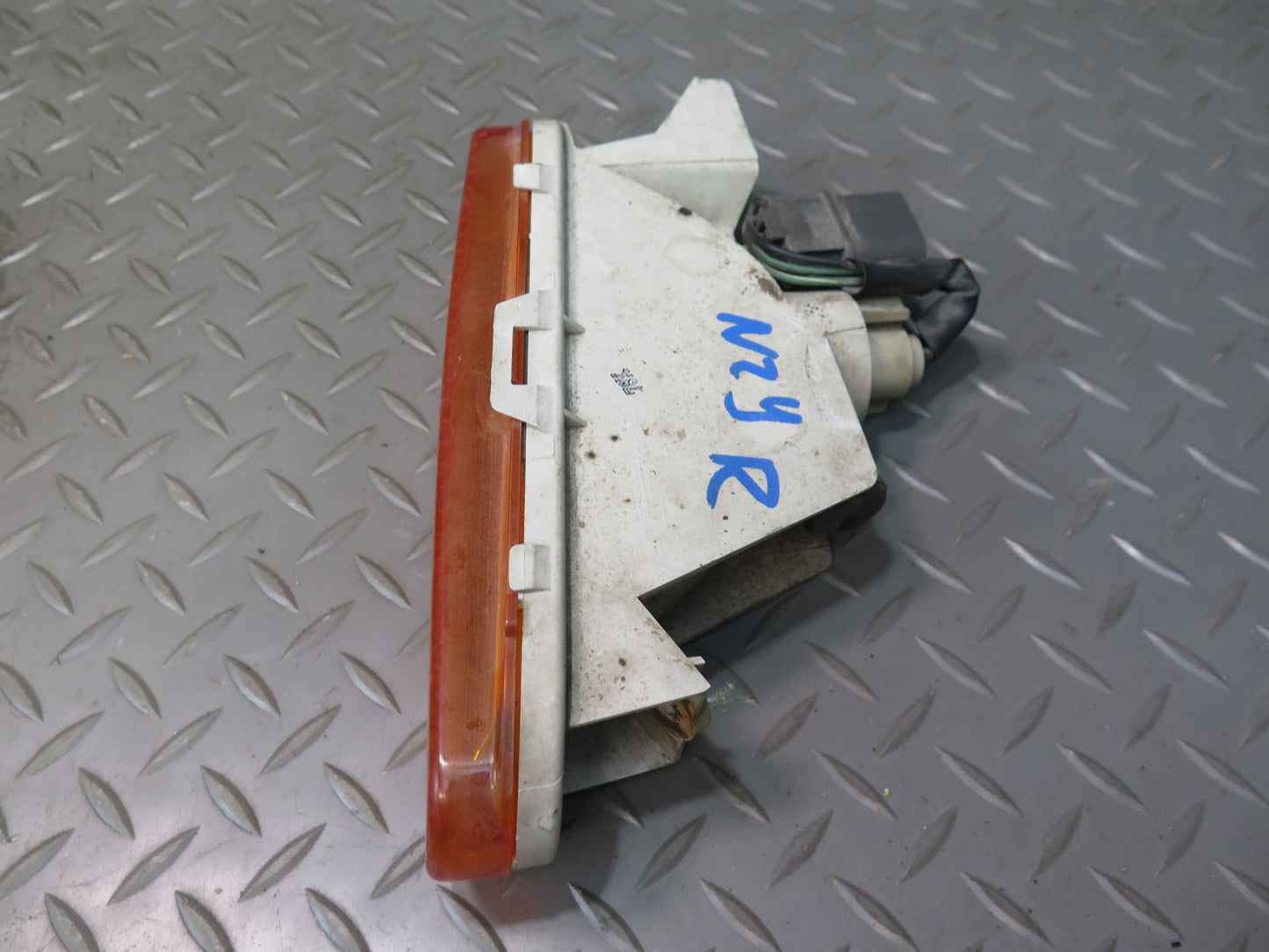 87-89 Nissan Z31 300ZX Front Right Side Marker Light Lamp OEM