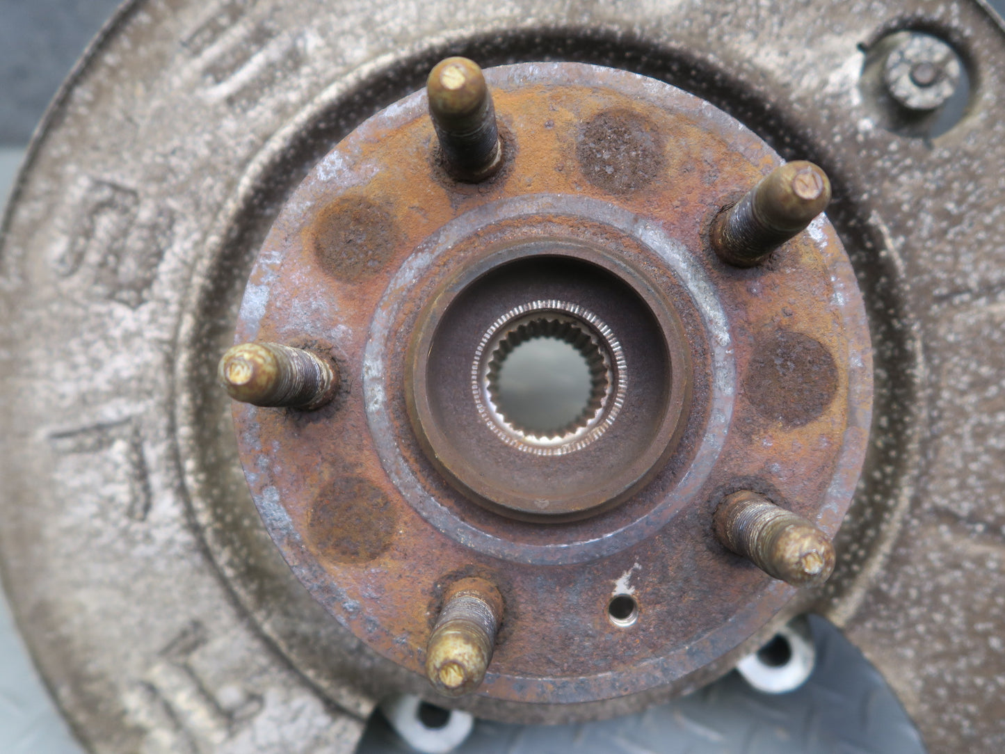 2016-2019 Tesla Model S 75D AWD Rear Left Driver Side Spindle Knuckle Wheel Hub
