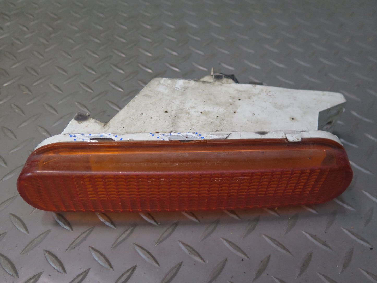 87-89 Nissan Z31 300ZX Front Right Side Marker Light Lamp OEM