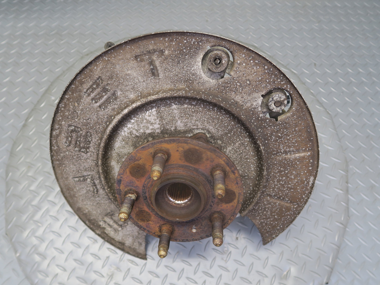 2016-2019 Tesla Model S 75D AWD Rear Left Driver Side Spindle Knuckle Wheel Hub