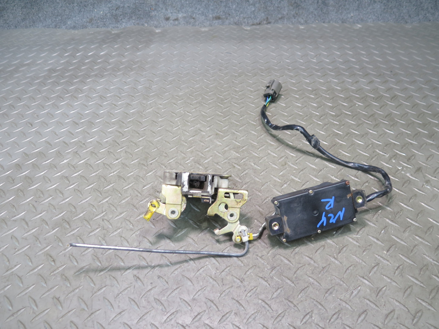 84-89 Nissan Z31 300ZX 2+2 Right Passenger Door Lock Latch Actuator OEM