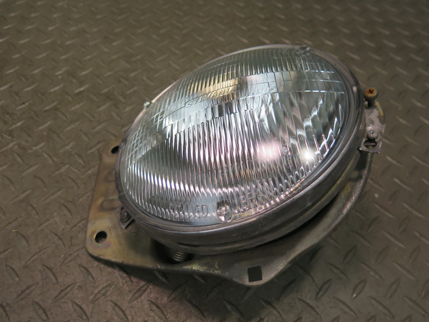 80-83 Datsun Nissan 280ZX S130 Set of 2 Front Left & Right Headlight Lamp OEM
