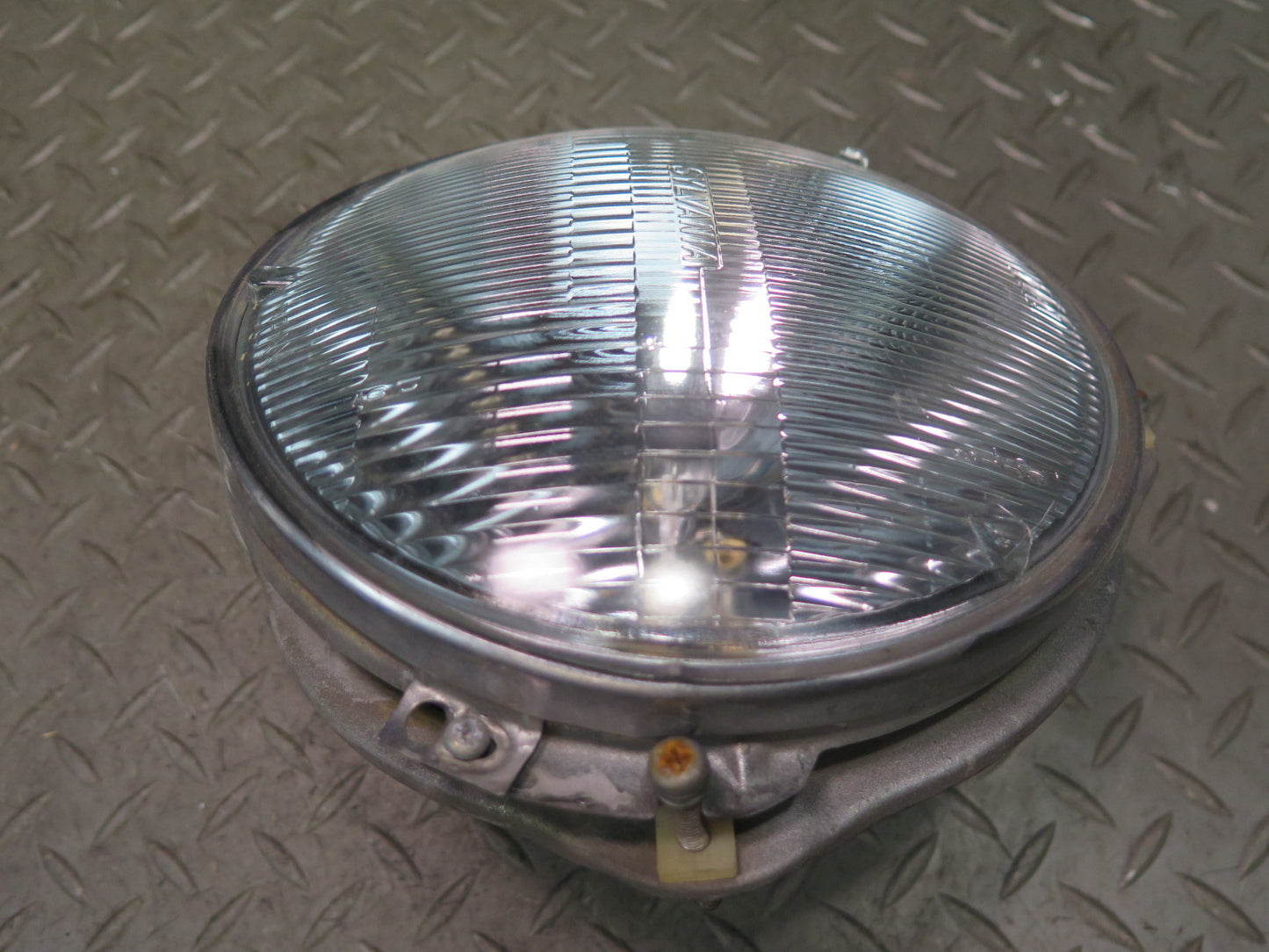 80-83 Datsun Nissan 280ZX S130 Set of 2 Front Left & Right Headlight Lamp OEM