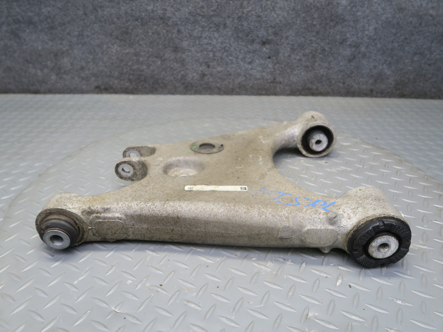 2016-2019 Tesla Model S 75D AWD Rear Left Side Upper & Lower Control Arm Set