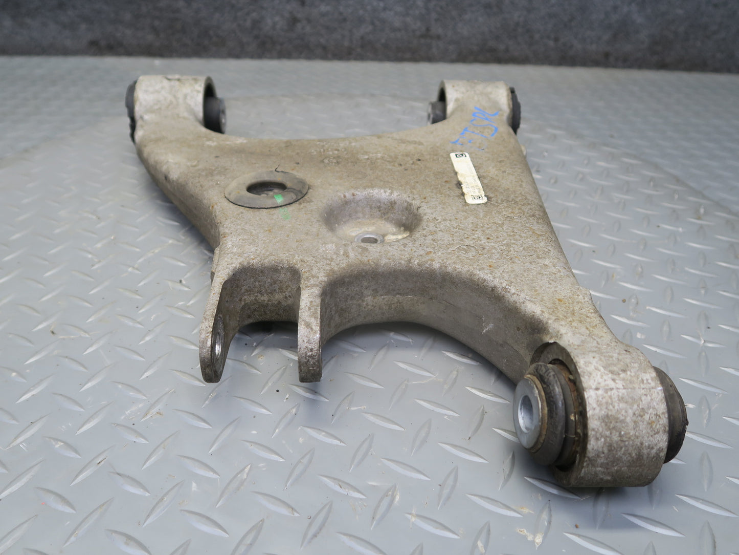 2016-2019 Tesla Model S 75D AWD Rear Left Side Upper & Lower Control Arm Set