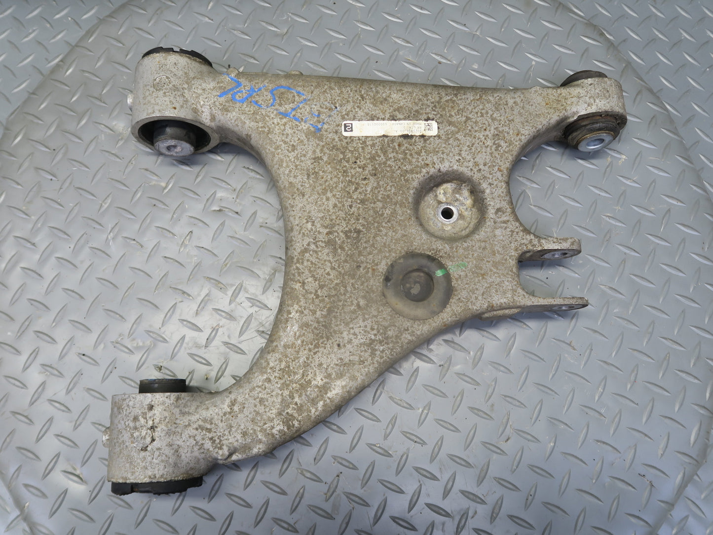 2016-2019 Tesla Model S 75D AWD Rear Left Side Upper & Lower Control Arm Set