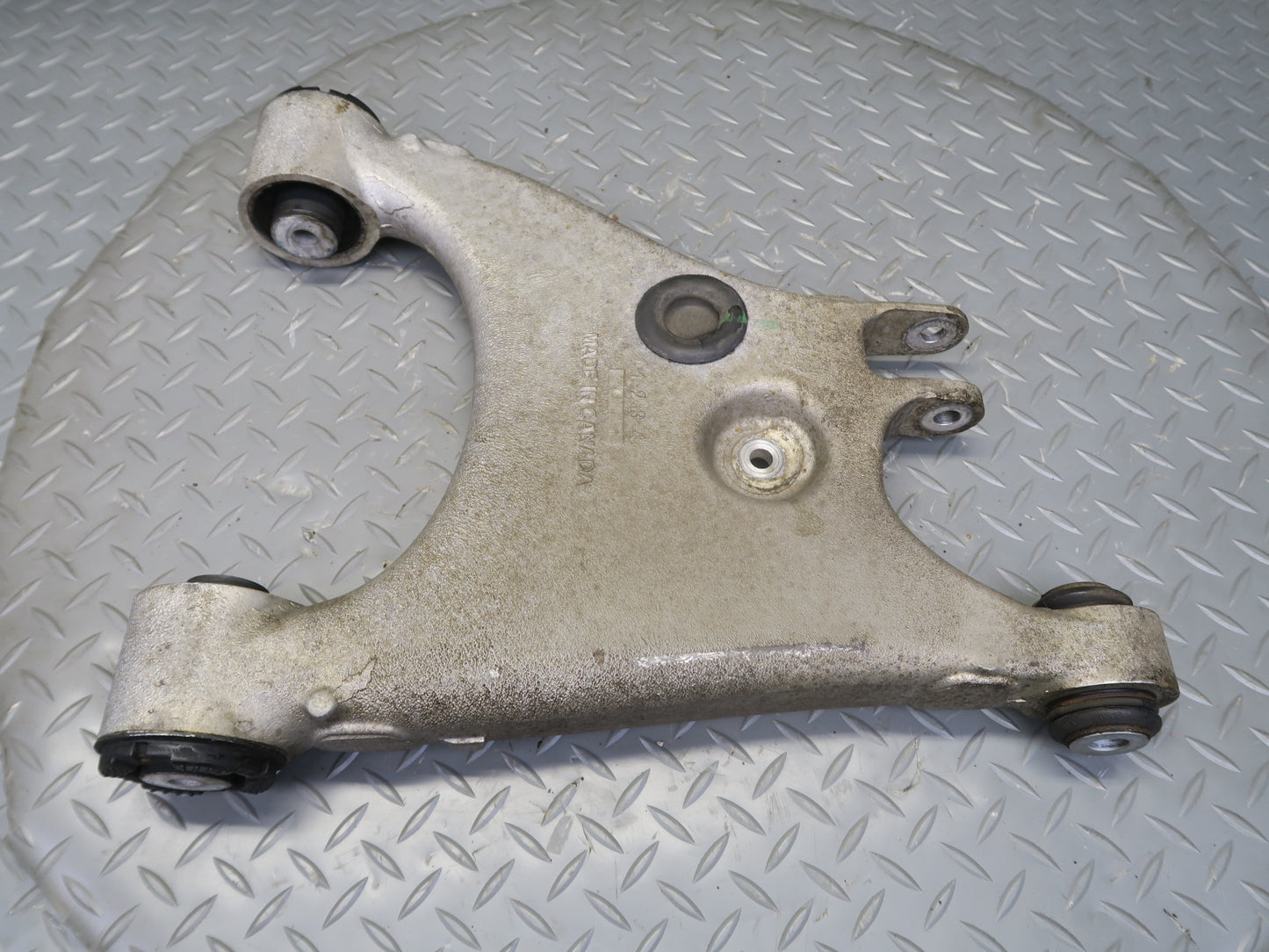 2016-2019 Tesla Model S 75D AWD Rear Left Side Upper & Lower Control Arm Set