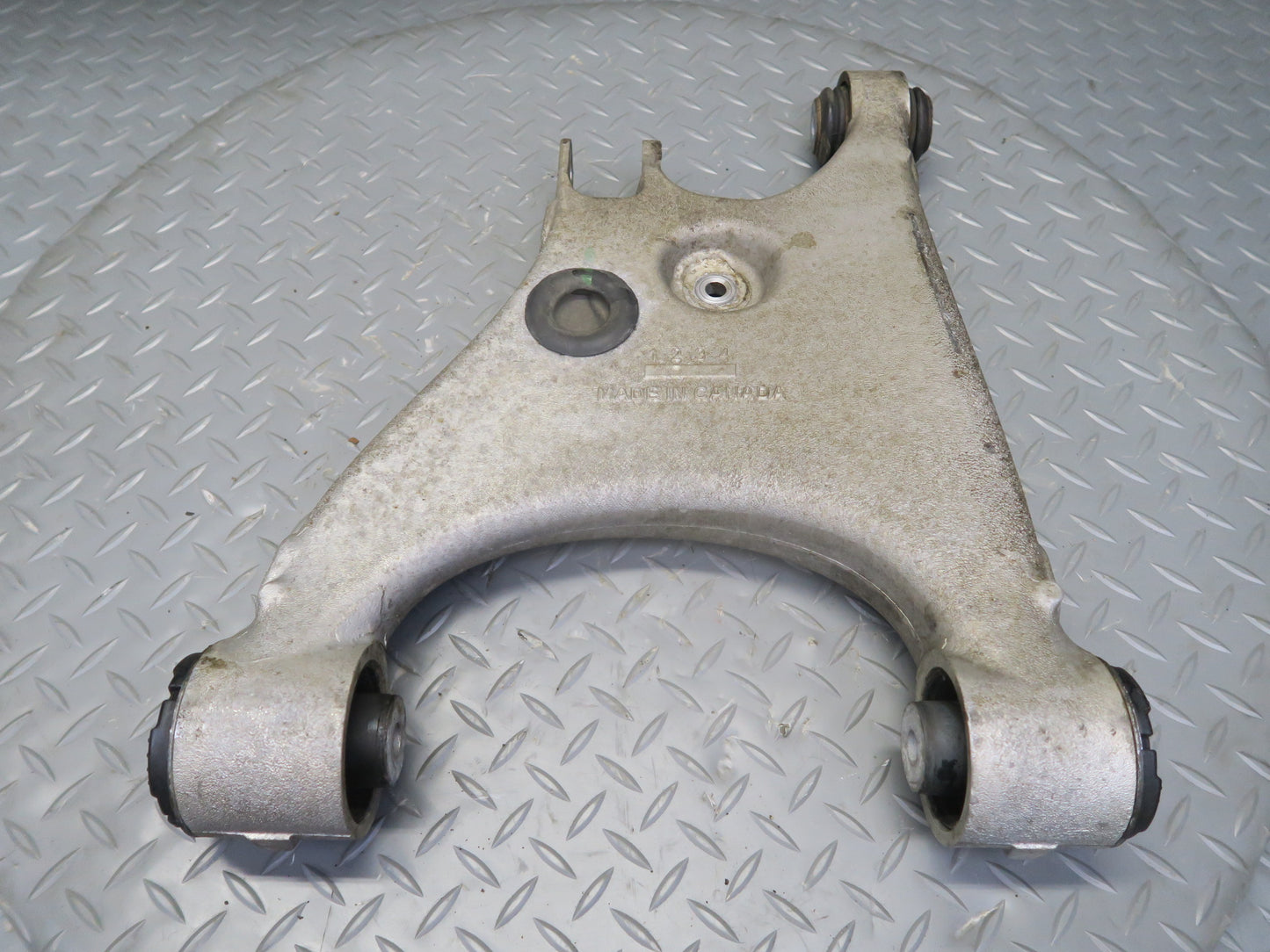 2016-2019 Tesla Model S 75D AWD Rear Left Side Upper & Lower Control Arm Set