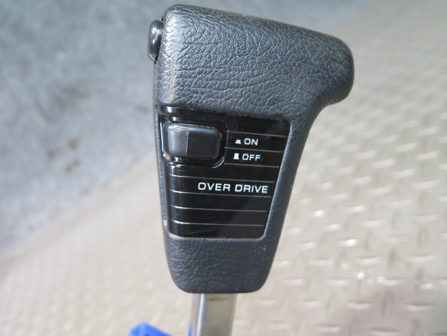 87-89 Nissan Z31 300ZX A/T Automatic Transmission Shifter Gear Selector OEM