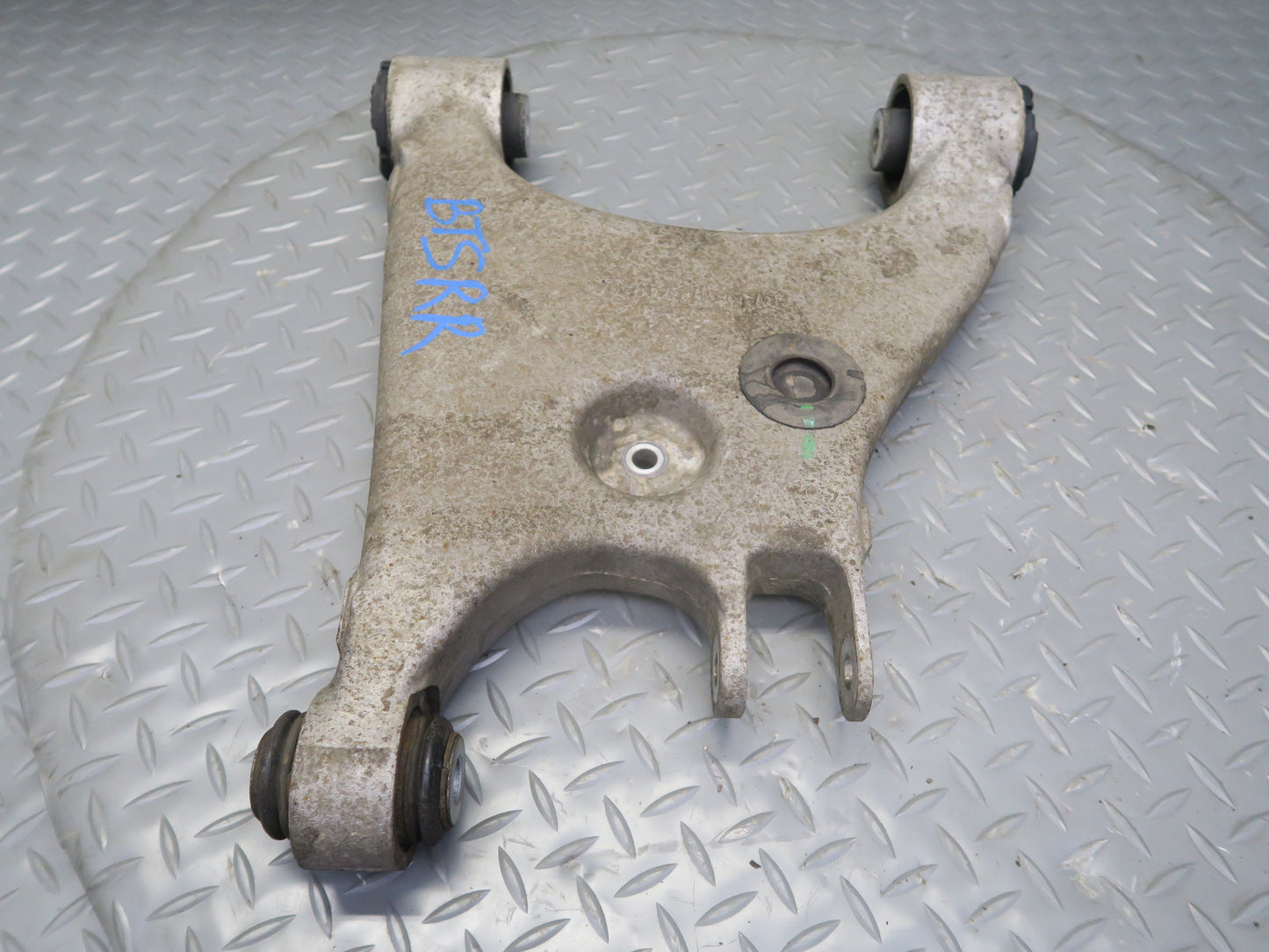 2016-2019 Tesla Model S 75D AWD Rear Right Side Upper & Lower Control Arm Set