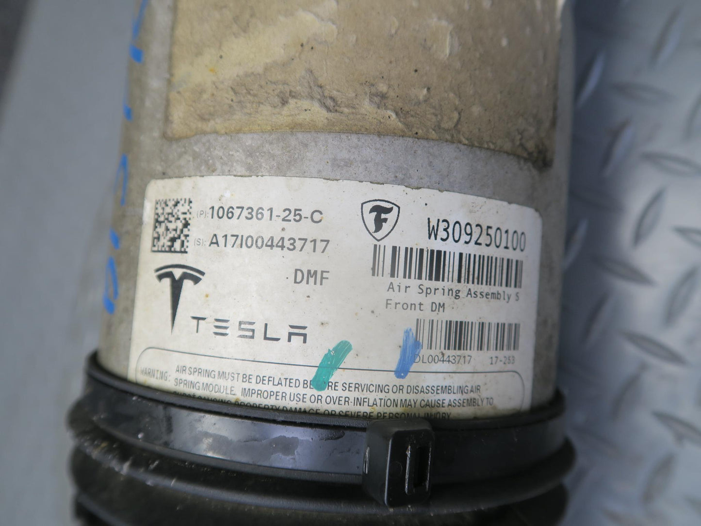 2016-2019 Tesla Model S 75D Front Right Pass Side Air Suspension Shock Strut