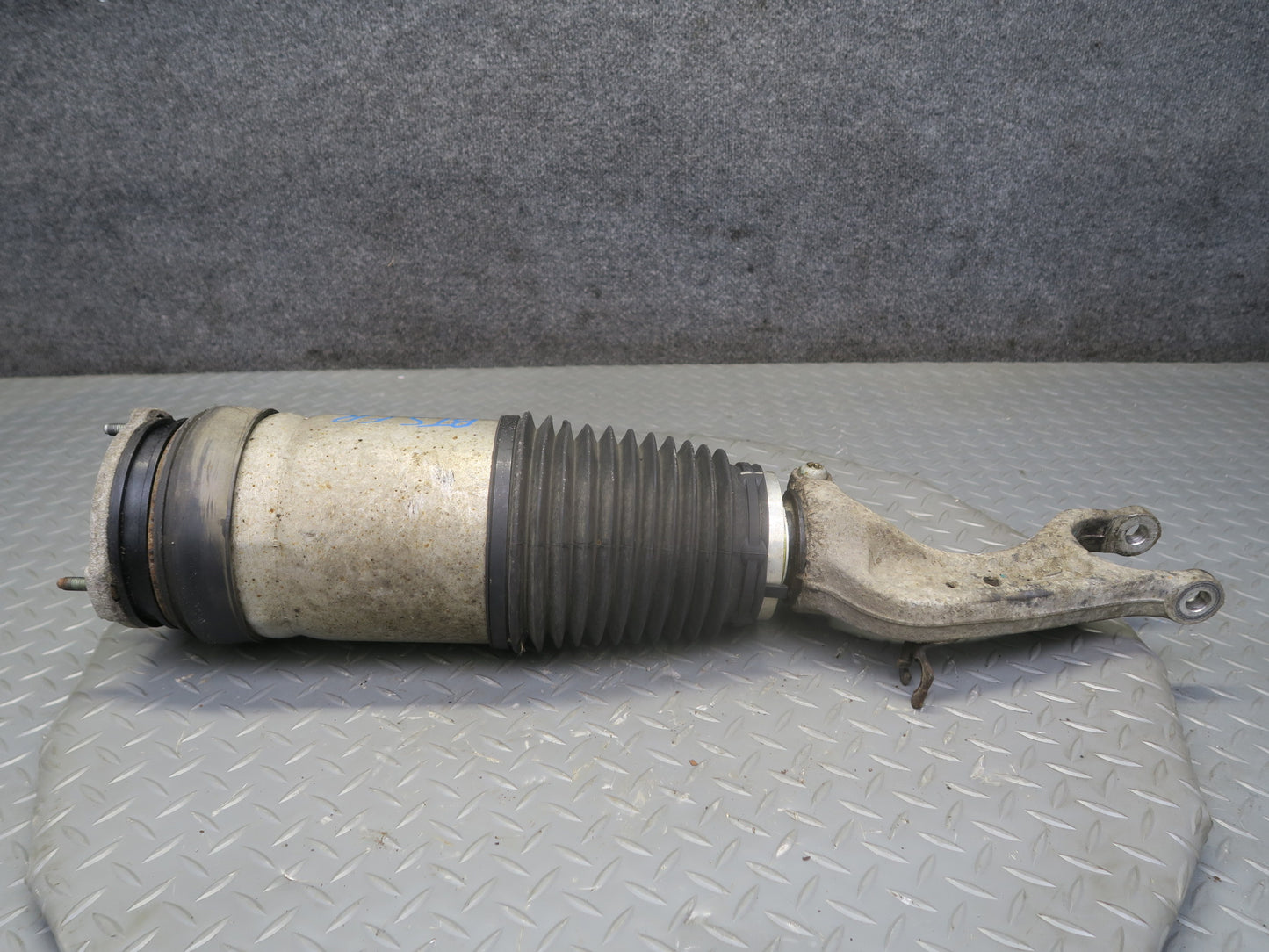 2016-2019 Tesla Model S 75D Front Right Pass Side Air Suspension Shock Strut