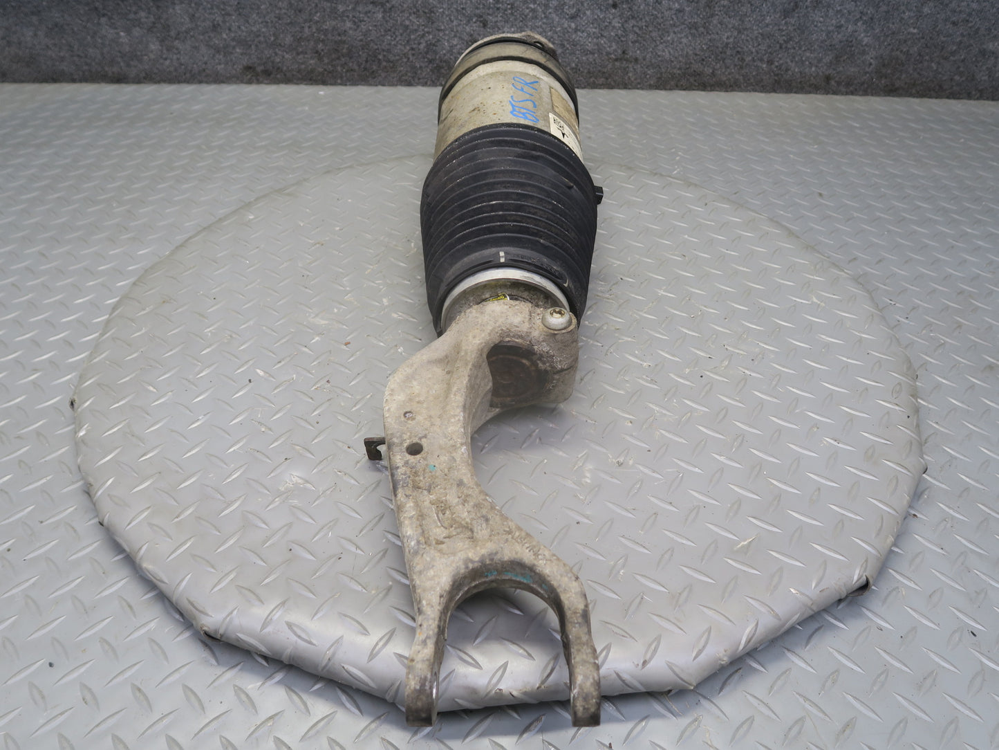 2016-2019 Tesla Model S 75D Front Right Pass Side Air Suspension Shock Strut