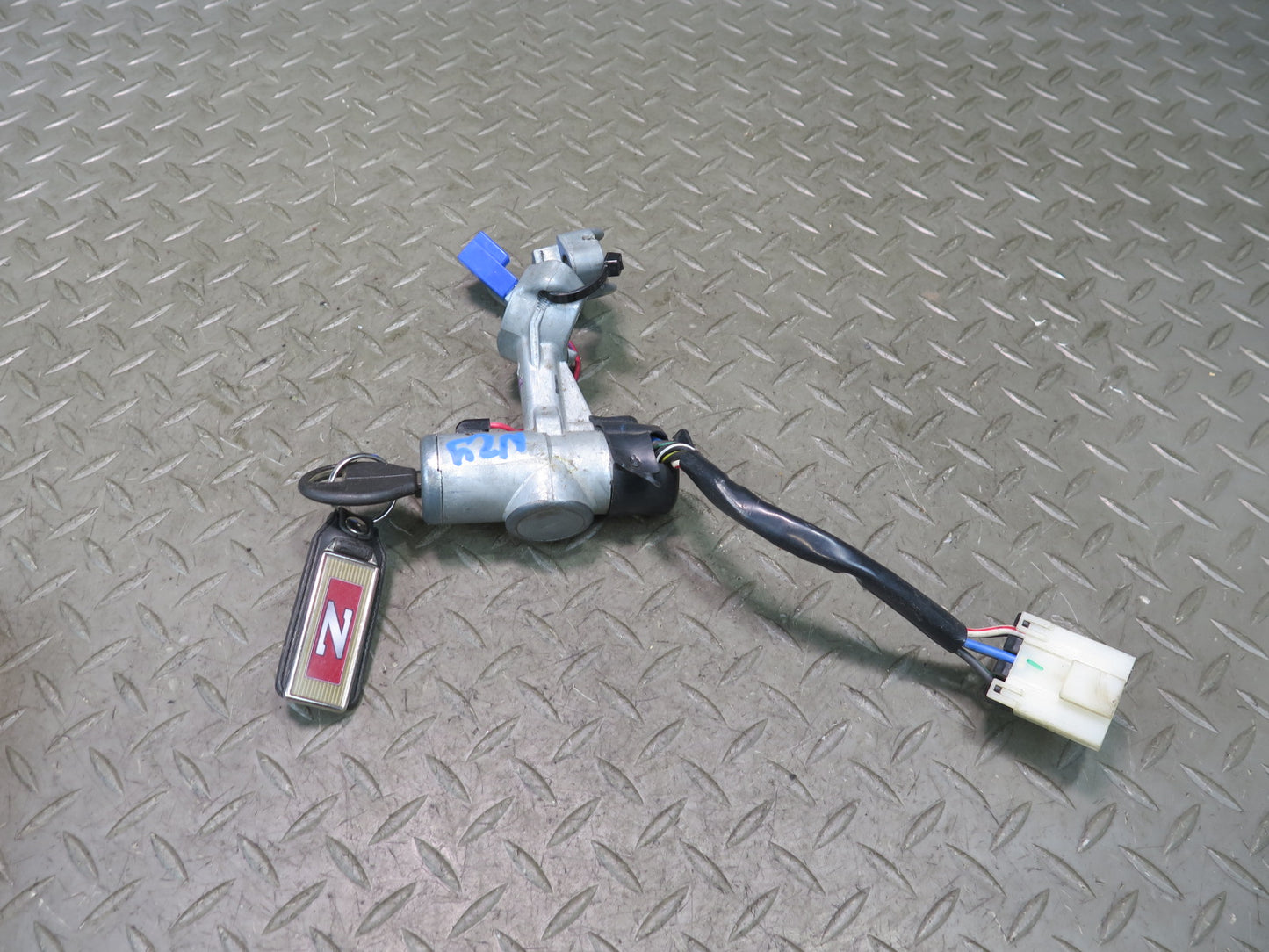 87-89 Nissan Z31 300ZX 2+2 Ignition Trunk Door Lock KEY Set OEM