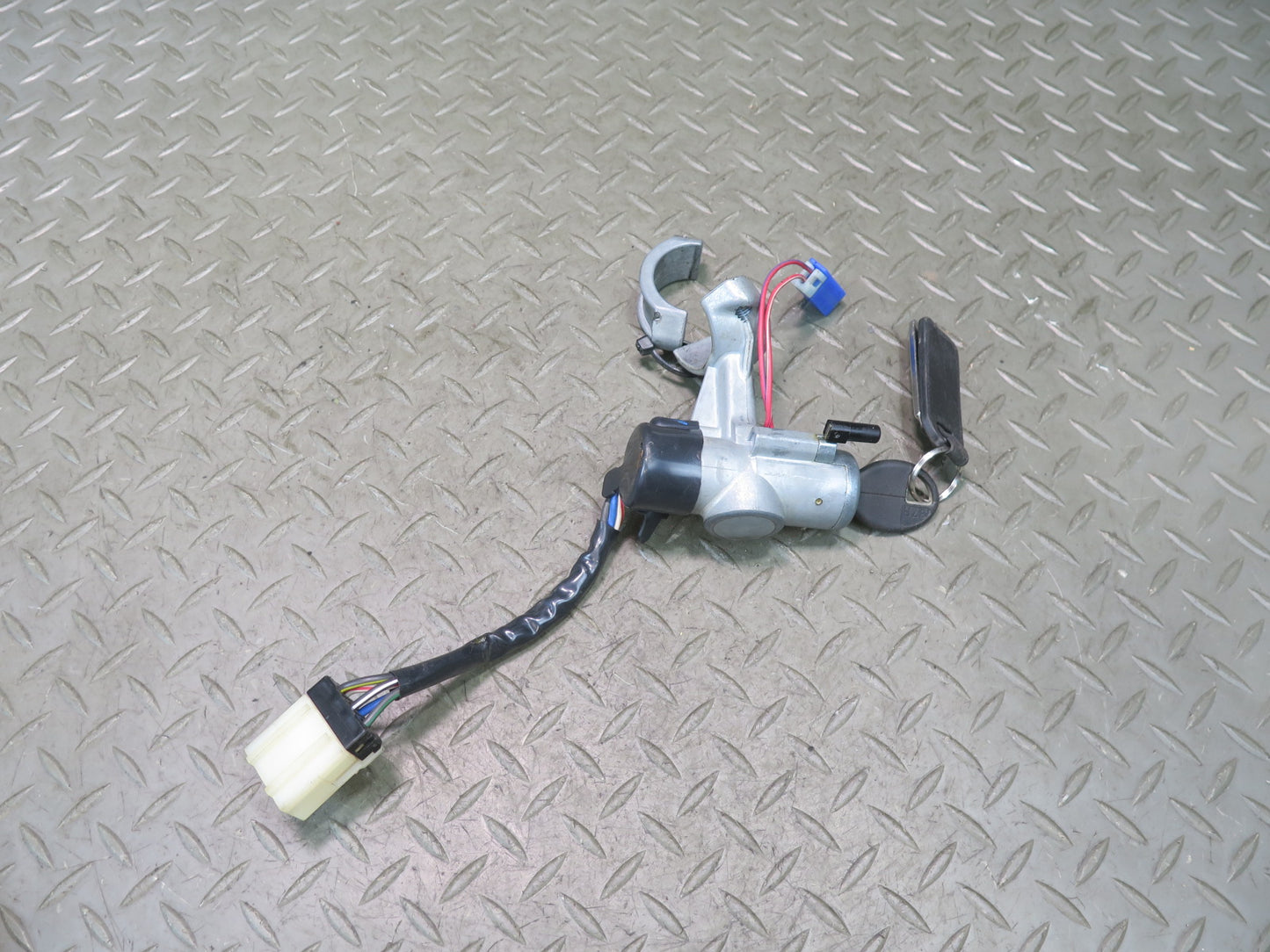 87-89 Nissan Z31 300ZX 2+2 Ignition Trunk Door Lock KEY Set OEM