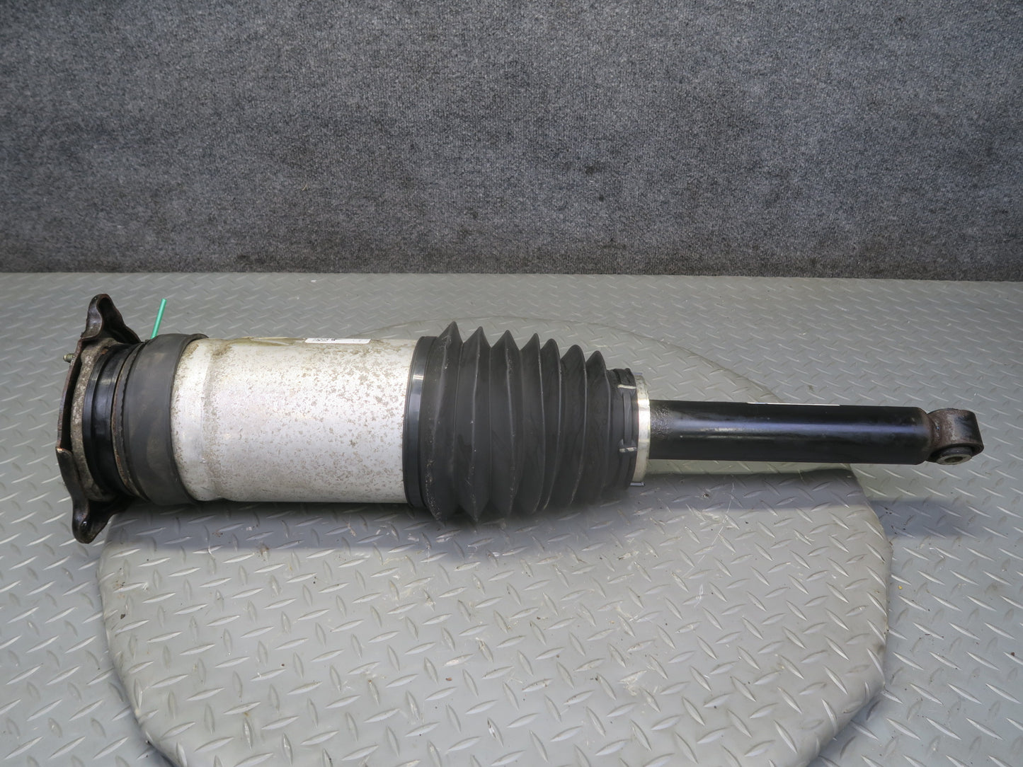 2016-2019 Tesla Model S 75D Rear Right Pass Side Air Suspension Shock Strut