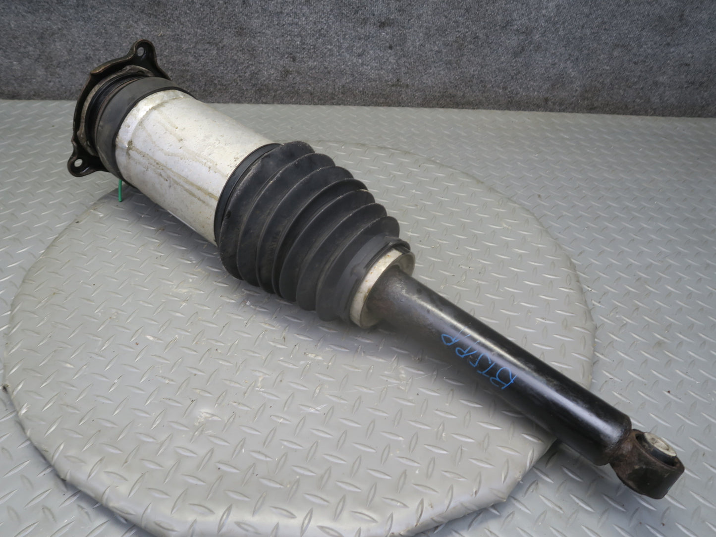 2016-2019 Tesla Model S 75D Rear Right Pass Side Air Suspension Shock Strut