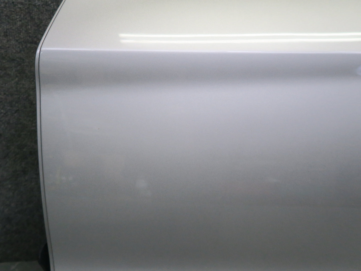 05-13 Chevrolet Corvette C6 Left Door Shell Panel Tarnished Silver Metallic OEM