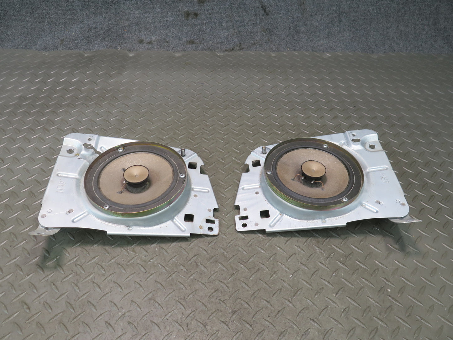 84-89 Nissan Z31 300ZX 2+2 Rear Left & Right Quarter Panel Speaker Set OEM