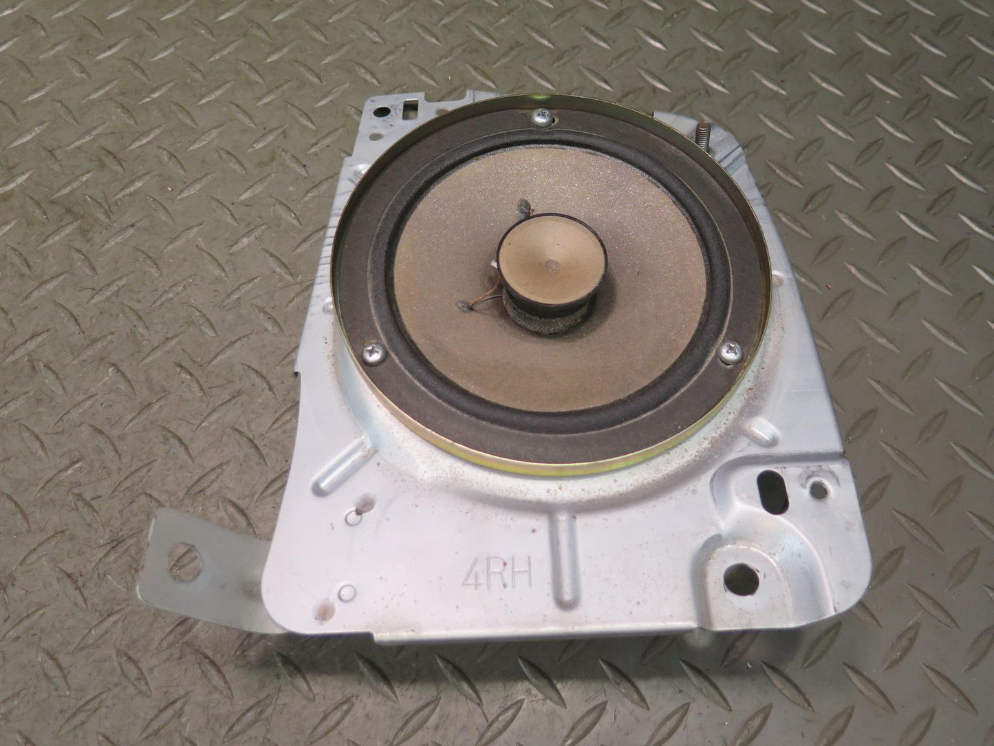 84-89 Nissan Z31 300ZX 2+2 Rear Left & Right Quarter Panel Speaker Set OEM