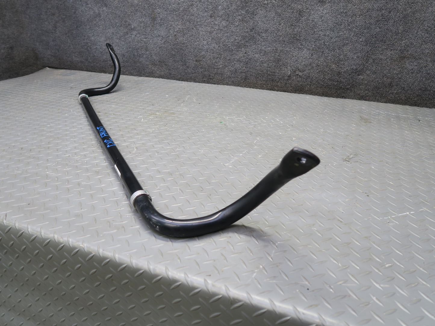 14-19 Chevrolet Corvette C7 Front Anti Roll Stabilizer Sway Bar 20959433 OEM