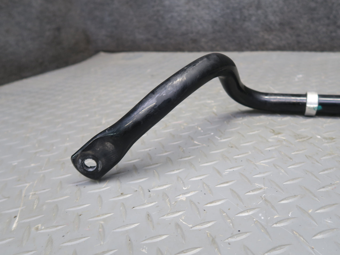 14-19 Chevrolet Corvette C7 Front Anti Roll Stabilizer Sway Bar 20959433 OEM