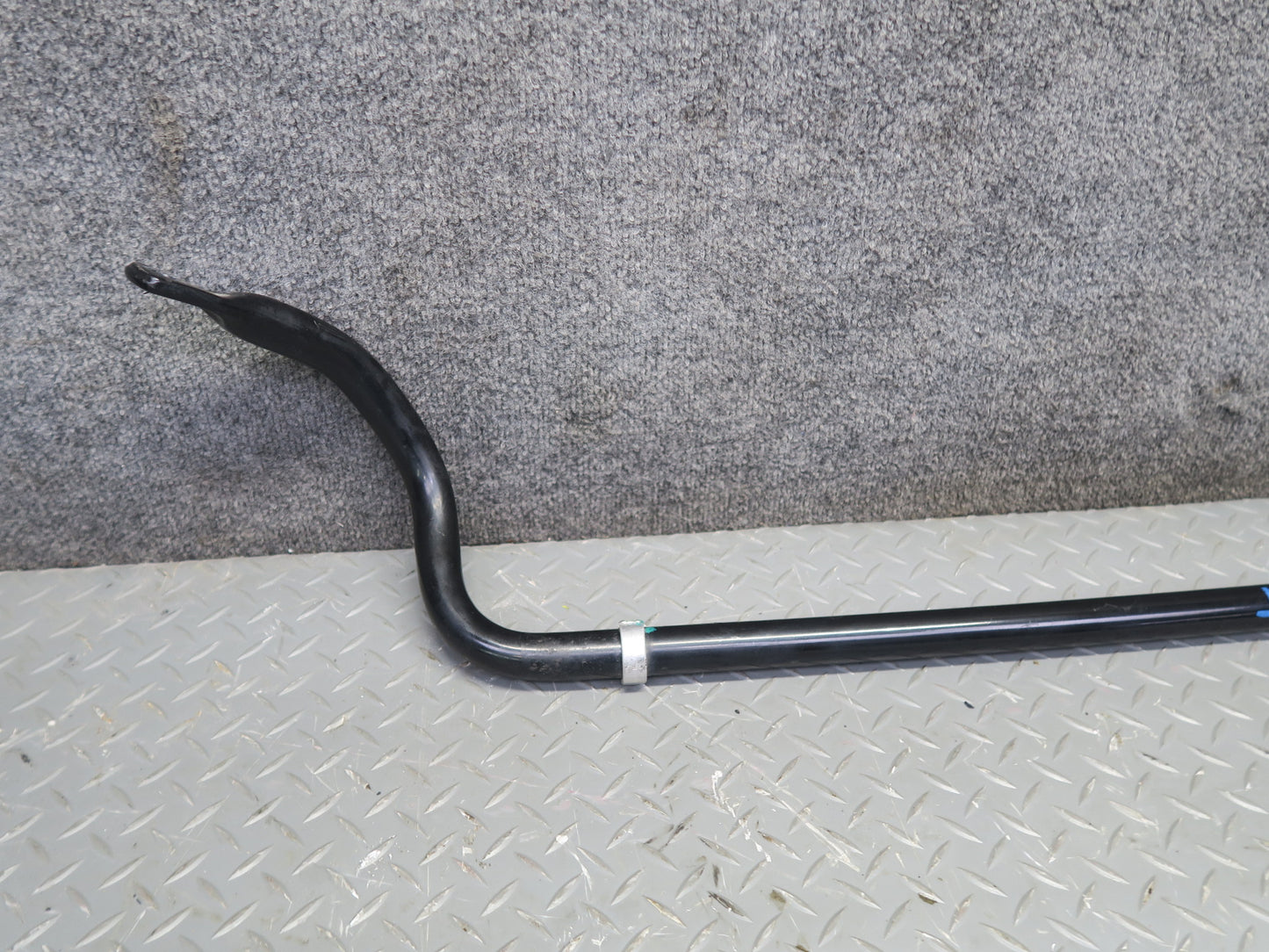 14-19 Chevrolet Corvette C7 Front Anti Roll Stabilizer Sway Bar 20959433 OEM